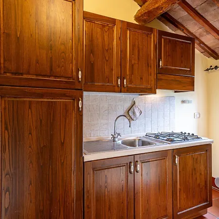 Antico Borgo Poggiarello مونتيريجيوني