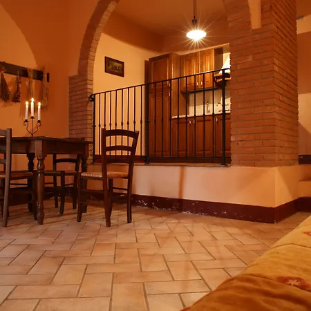 Antico Borgo Poggiarello Gospodarstwo wiejskie Monteriggioni